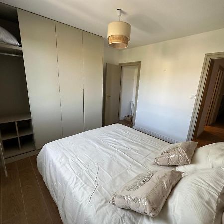 Minois Apartment Saint-Genet-Lerpt Exterior foto