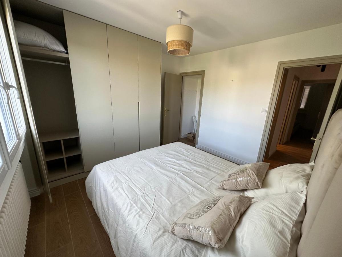 Minois Apartment Saint-Genet-Lerpt Exterior foto